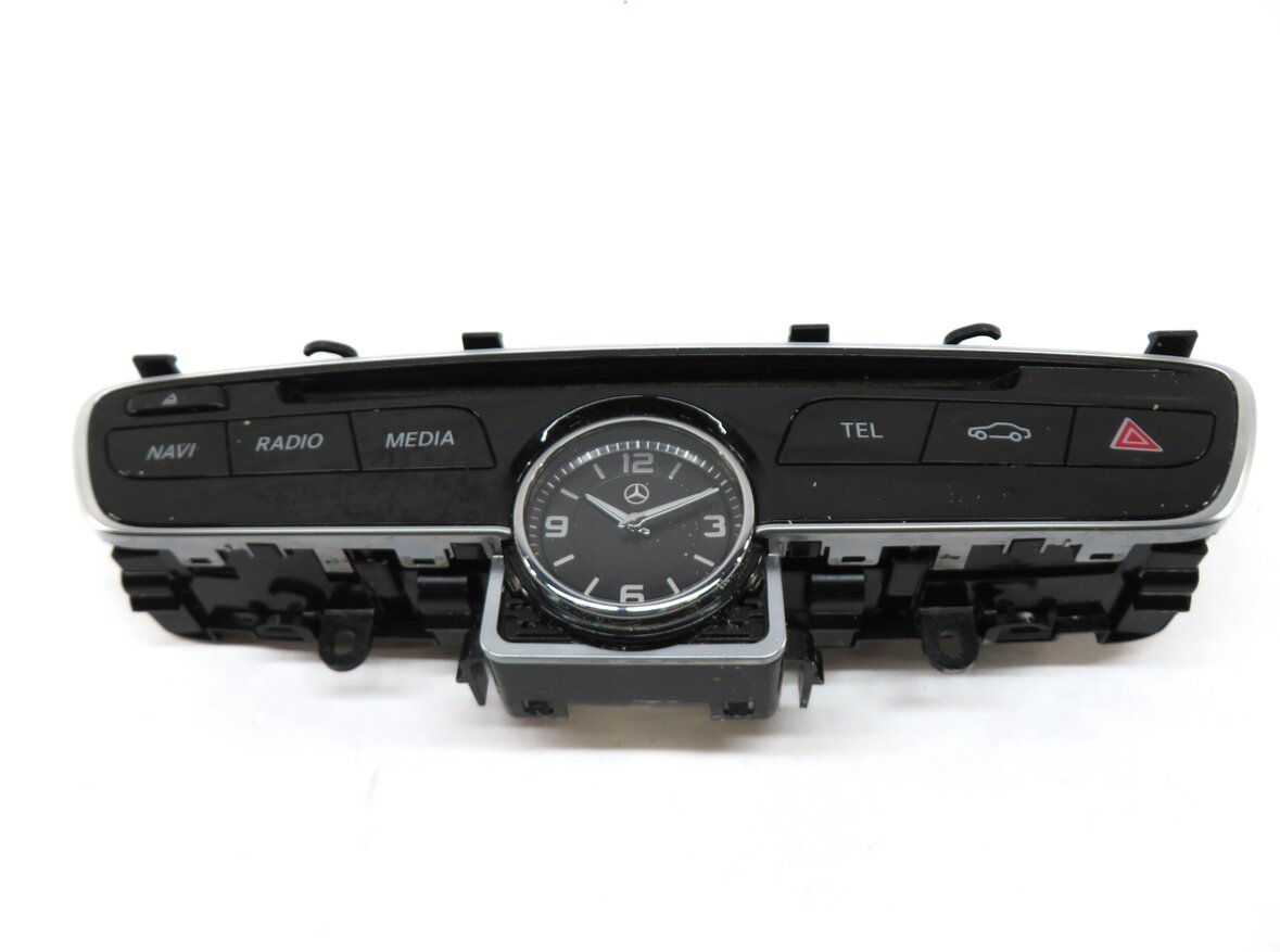 Thumbnail 3: 2015-2019 MERCEDES C GLC CLASS (W205 X253) RADIO STEREO MEDIA FACEPLATE w/ CLOCK