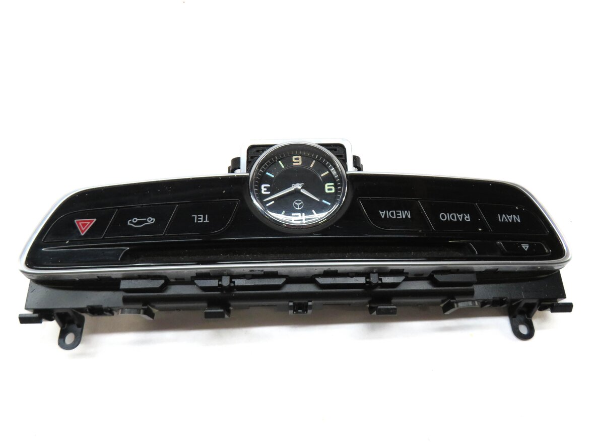 Thumbnail 4: 2015-2019 MERCEDES C GLC CLASS (W205 X253) RADIO STEREO MEDIA FACEPLATE w/ CLOCK
