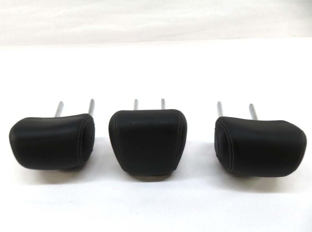 Thumbnail 3: 2015 MERCEDES C400 (W205) REAR SEAT LEFT / CENTER / RIGHT HEADREST SET-3 (BLACK)
