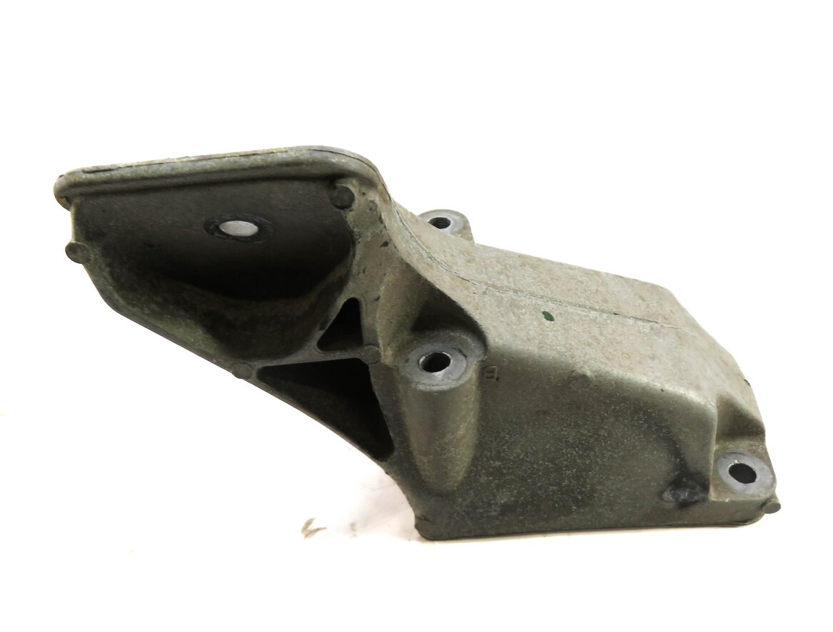 Thumbnail 3: 2011 RANGE ROVER SPORT (L320) 5.0L AJ133 LEFT & RIGHT MOTOR MOUNT BRACKET SET