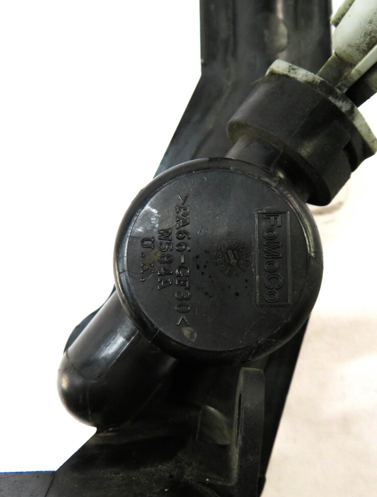 Thumbnail 5: 2011 RANGE ROVER SPORT L320 5.0L AJ133 N/A NON-SC ENGINE COOLANT CROSSOVER PIPE