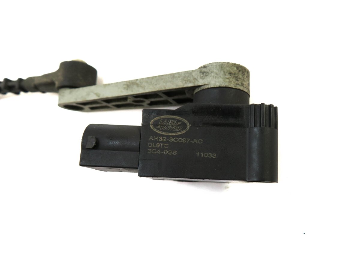 Thumbnail 5: 2011 RANGE ROVER SPORT L320 FRONT RIGHT PASSENGER SUSPENSION HEIGHT LEVEL SENSOR