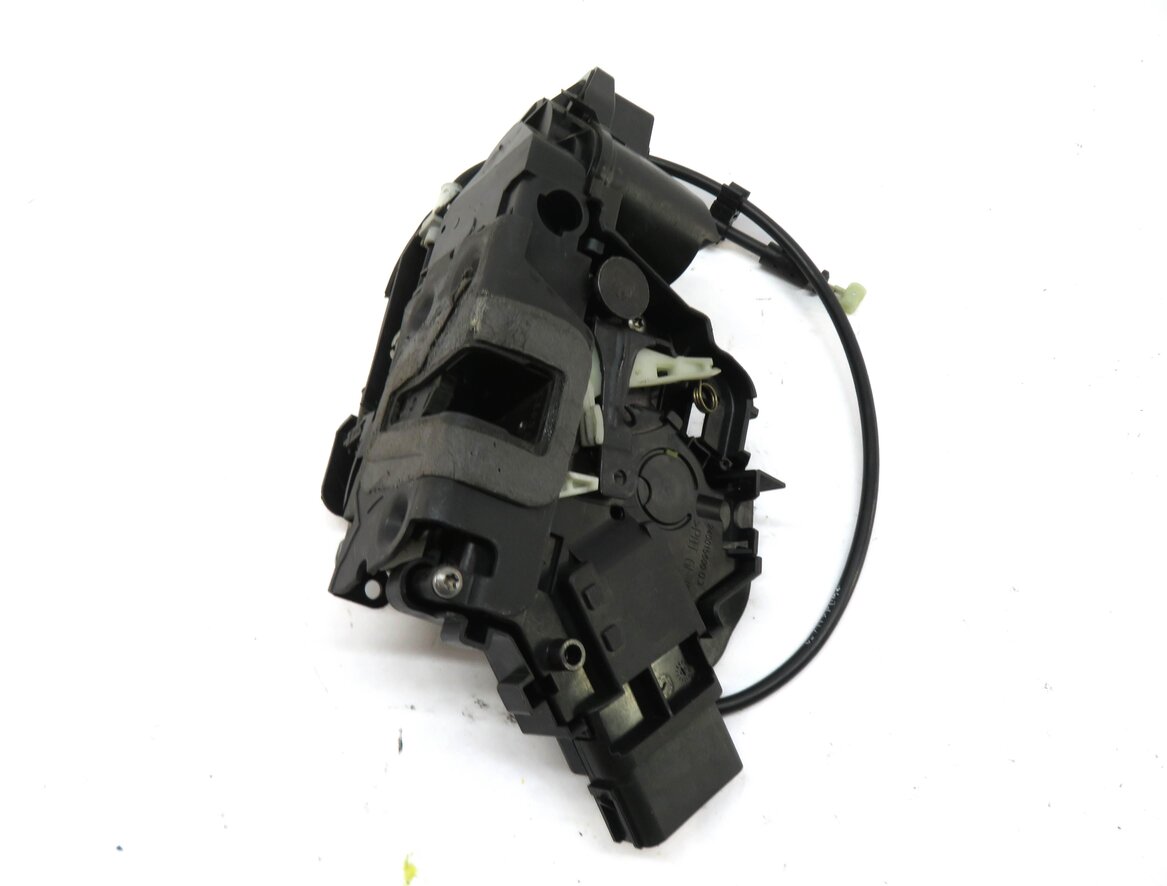 Thumbnail 3: 2010-2019 EVOQUE LR4 / RANGE ROVER SPORT (L320) LEFT FRONT PASSIVE DOOR LATCH