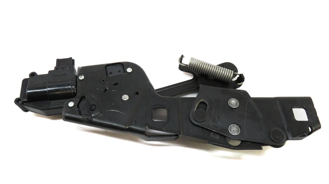 Thumbnail 4: 2011 RANGE ROVER SPORT (L320) REAR LOWER STRIKER STRIKE PLATE LOCK LATCH