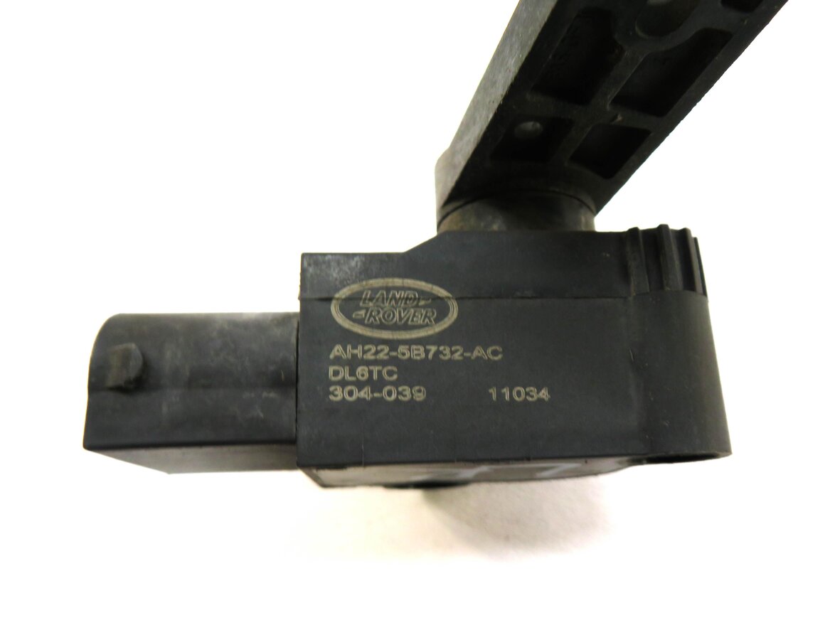 Thumbnail 5: 2011 RANGE ROVER SPORT (L320) REAR LEFT SUSPENSION HEIGHT LEVEL SENSOR