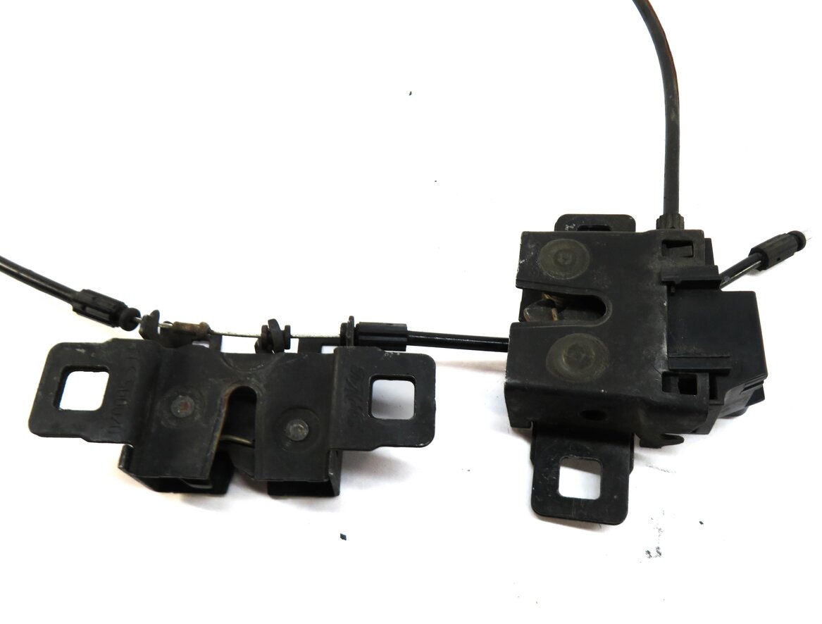 Thumbnail 5: 2011 RANGE ROVER SPORT L320 FRONT LEFT & RIGHT LOWER HOOD LOCK LATCH SET & CABLE