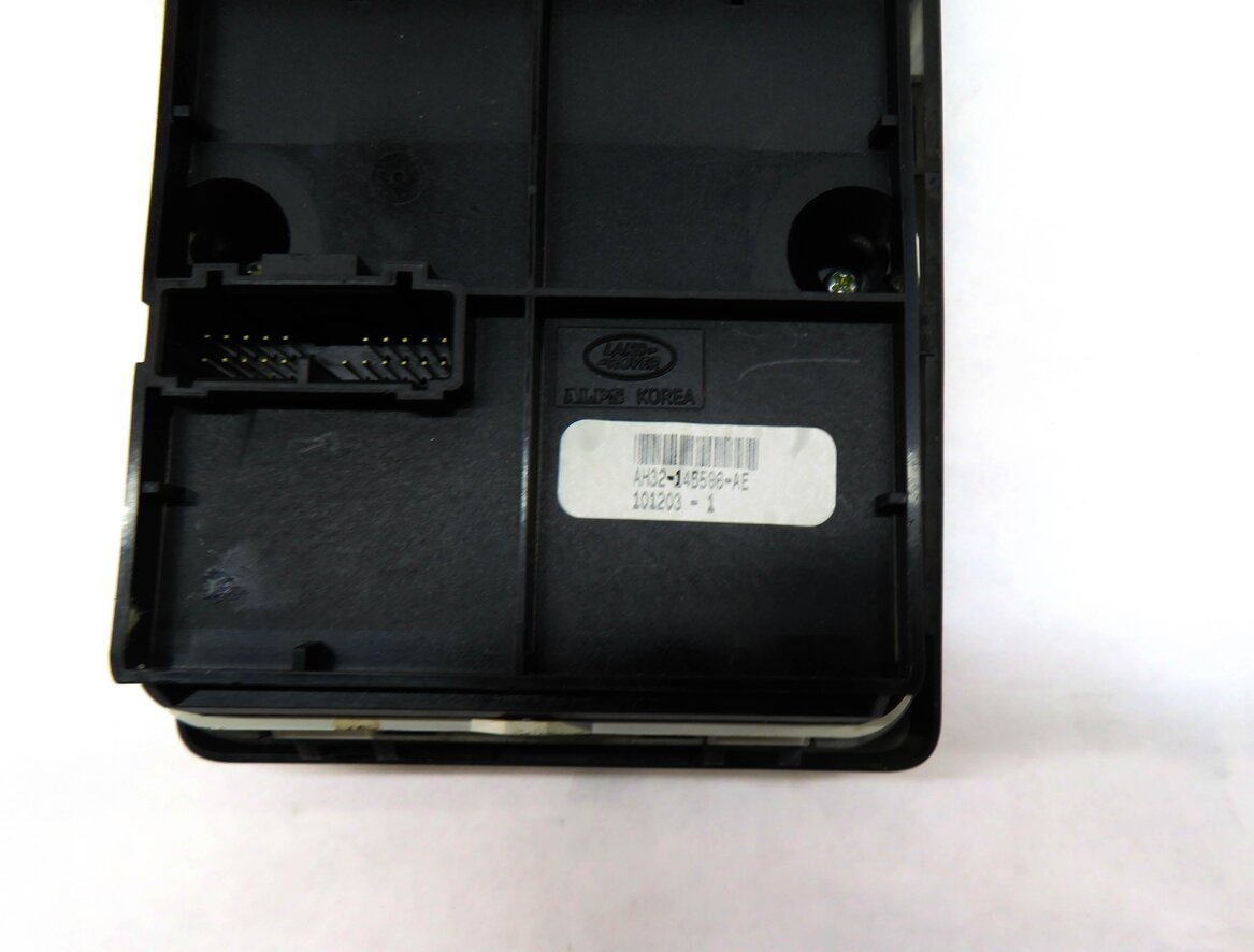 Thumbnail 7: 2011 RANGE ROVER SPORT L320 CONSOLE SHIFT INDICATOR TRIM TERRAIN TRACTION SWITCH