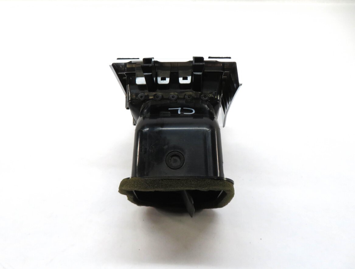 Thumbnail 3: 2011 RANGE ROVER SPORT L320 FRONT LEFT DRIVER INNER A/C HEATER AIR VENT (SILVER)
