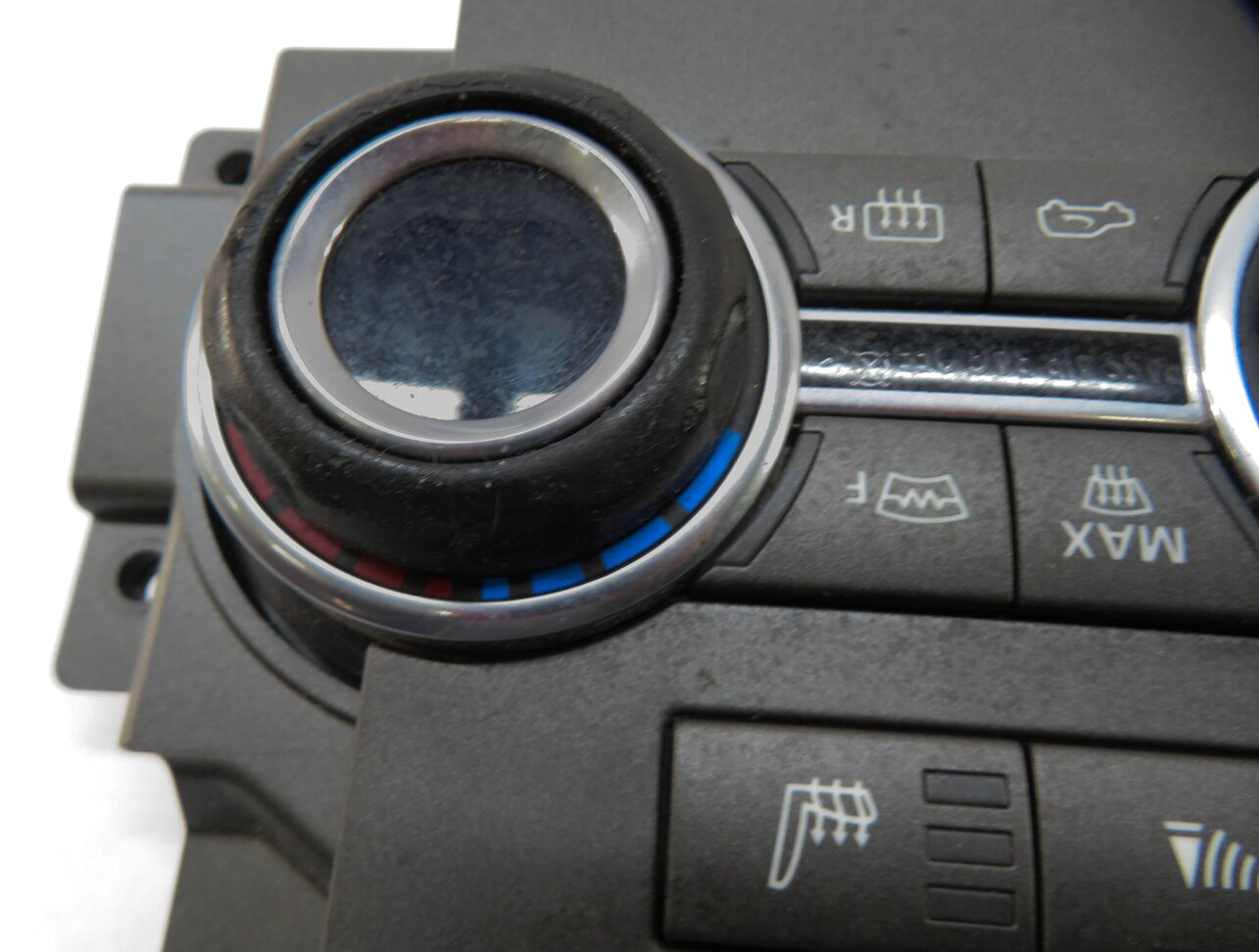 Thumbnail 7: 10-16 LR4 / RANGE ROVER SPORT (L320) FRONT HEATER A/C TEMPERATURE CONTROL PANEL