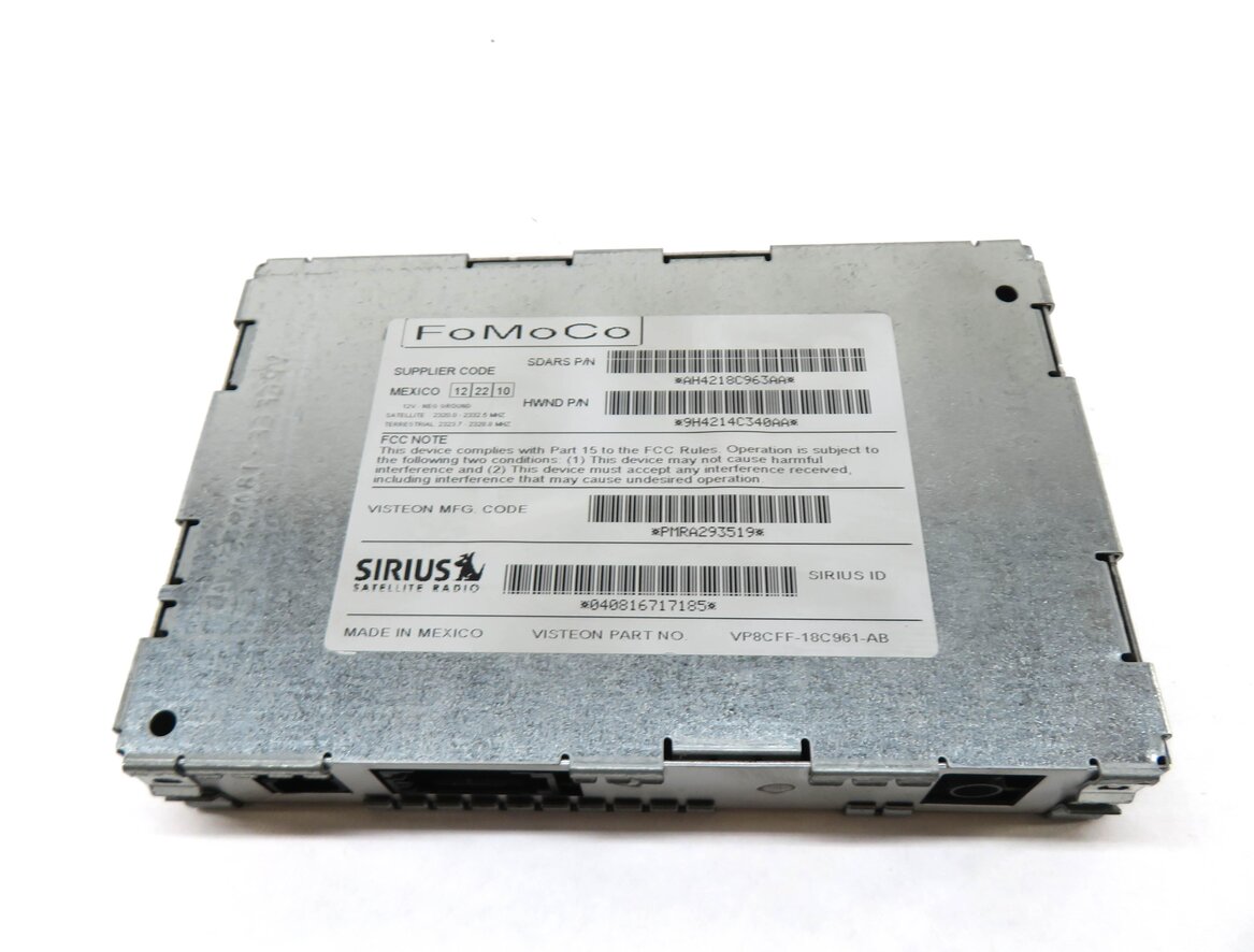 Thumbnail 2: 2007-2012 LR3 - RANGE ROVER SPORT (L320) SIRIUS SATELLITE RADIO RECEIVER MODULE