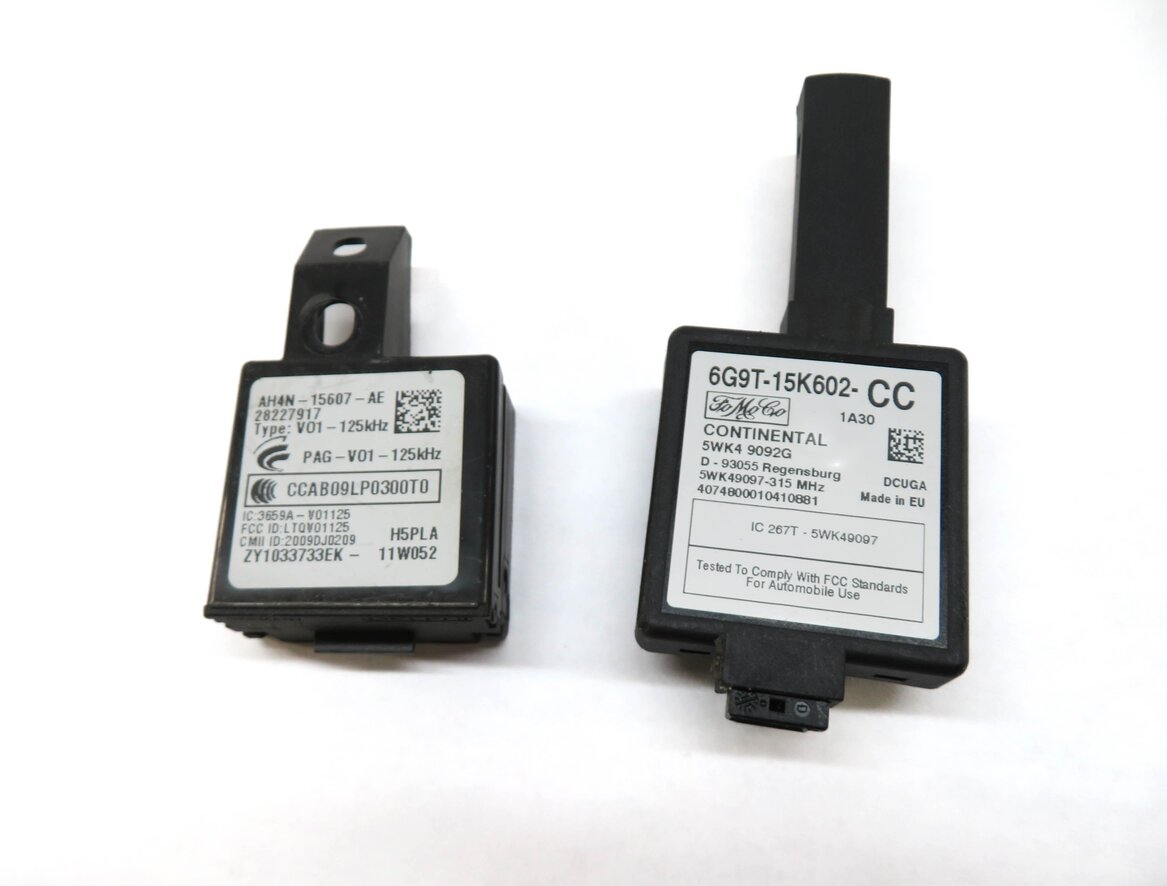 Thumbnail 8: 11 RANGE ROVER SPORT L320 5.0L N/A AJ133 ECM CLUSTER IMMOBILIZER MODULE KEY SET