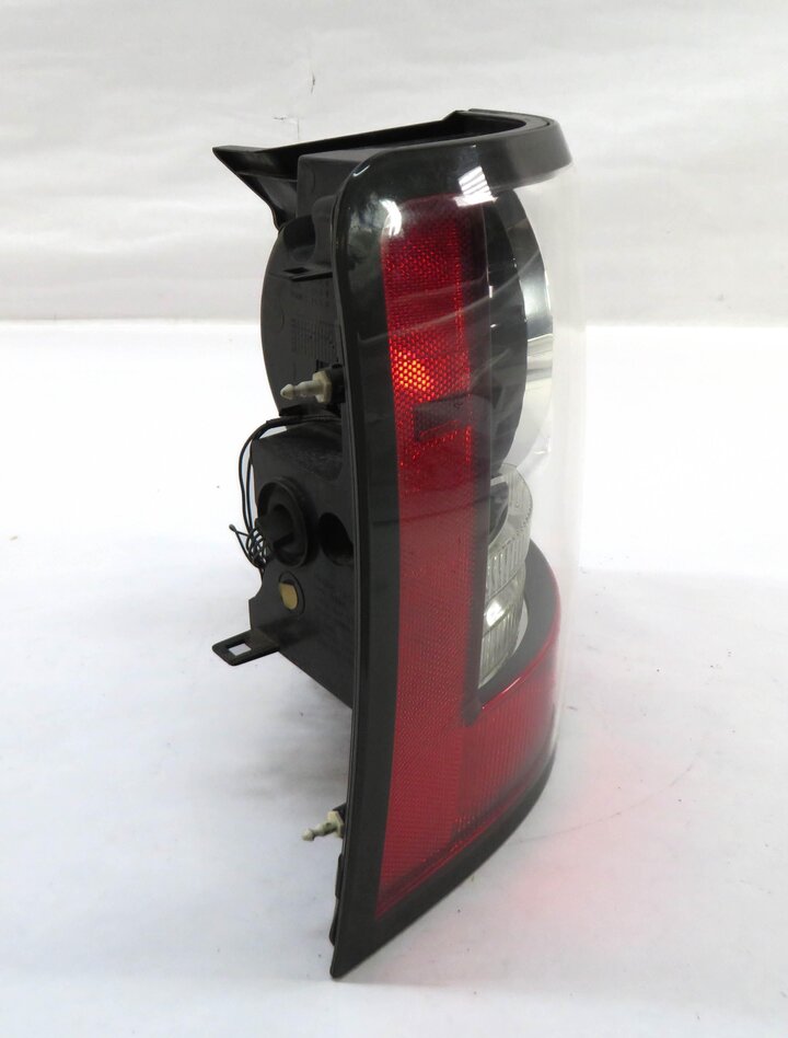Thumbnail 4: 2010-2011 RANGE ROVER SPORT (L320) LEFT DRIVER TAILLIGHT BRAKE LIGHT LAMP
