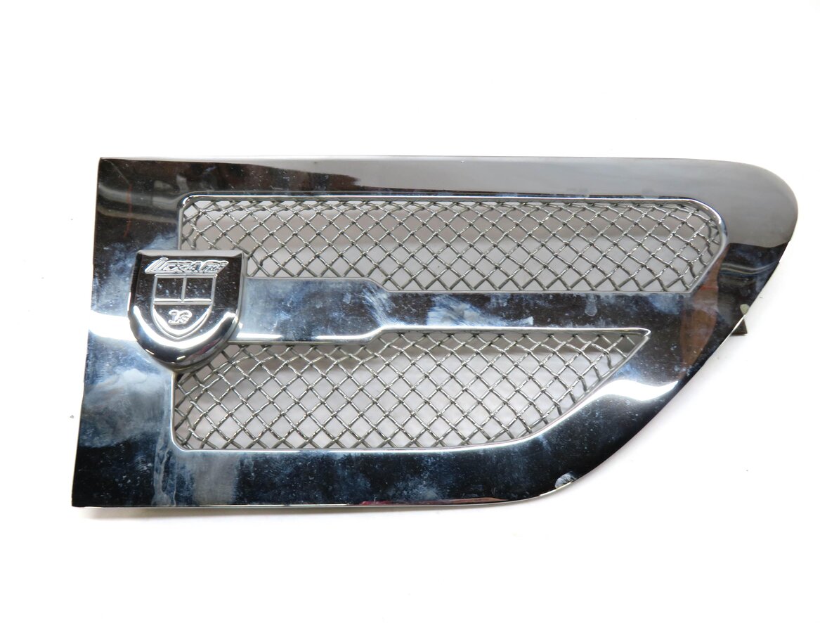 Thumbnail 5: 2011 RANGE ROVER SPORT (L320) FRONT LEFT & RIGHT LEXANI LS FENDER GRILLE SET/2