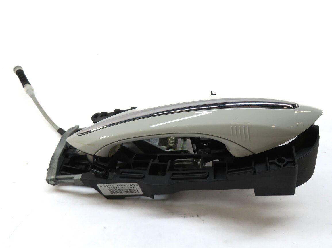 09-18 BMW 528i 535i 550i 740i 750i 760i RIGHT REAR COMFORT DOOR HANDLE (WHITE)