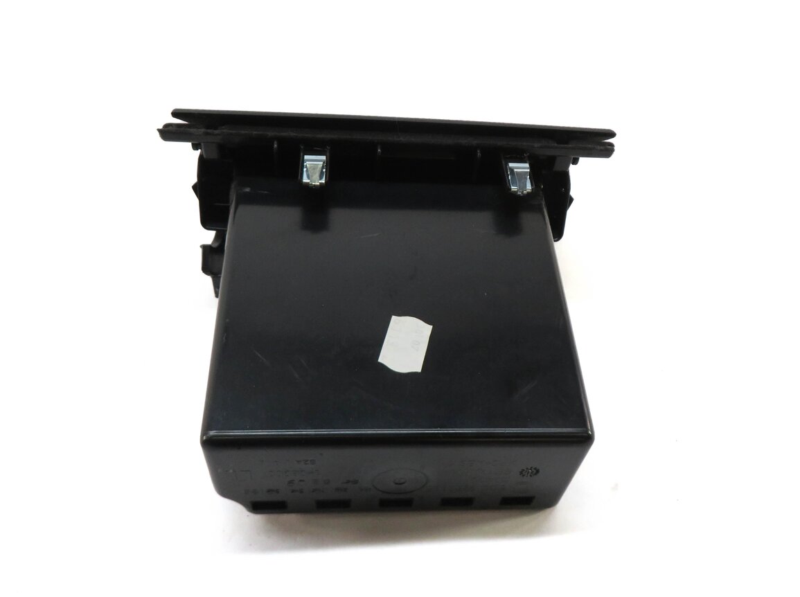 Thumbnail 3: 2013 BMW 528i (F10) LEFT FRONT DRIVER DASH STORAGE COMPARTMENT BOX (BLACK)