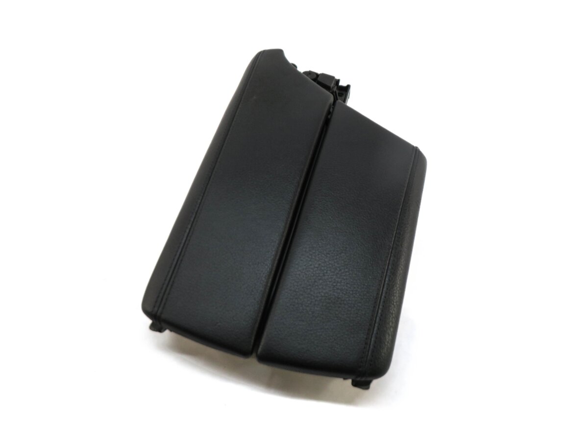 12-16 BMW 528i 535i 550i ACTIVEHYBRID 5 (F10) CENTER CONSOLE ARMREST (BLACK)