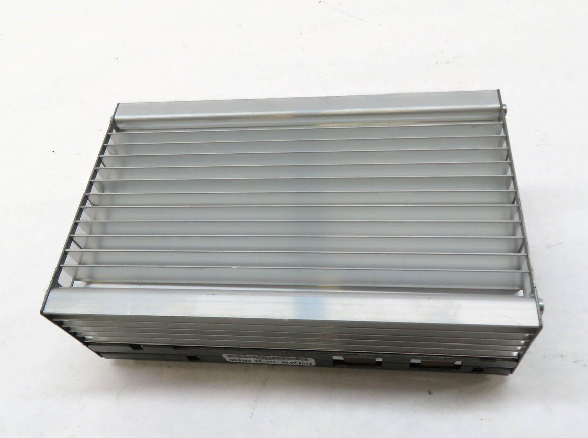 Thumbnail 2: 11-13 BMW 528i 535i 550i (F10) RADIO STEREO AUDIO AMP AMPLIFIER (HARMAN BECKER)