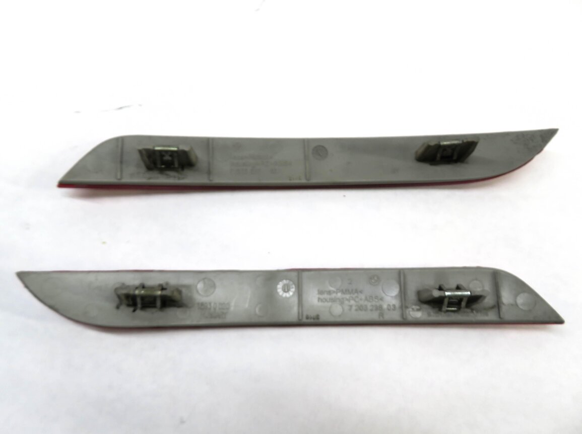 Thumbnail 3: 2013 BMW 528i (F10) LEFT & RIGHT REAR BUMPER MARKER REFLECTOR SET-2
