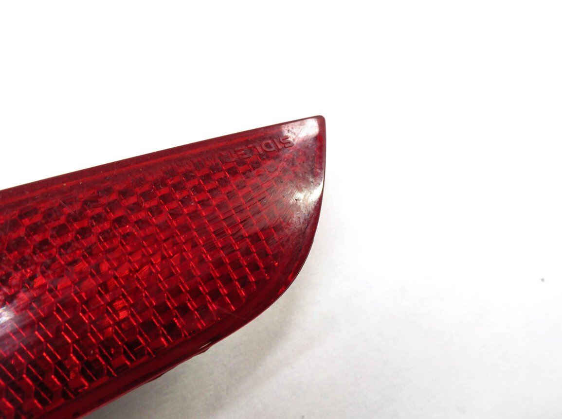 Thumbnail 4: 2013 BMW 528i (F10) LEFT & RIGHT REAR BUMPER MARKER REFLECTOR SET-2