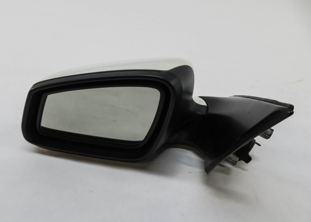 Thumbnail 2: 2012-2013 BMW 528i 535i 550i (F10) LEFT PFOLD HEAT AUTODIM DOOR MIRROR (WHITE)