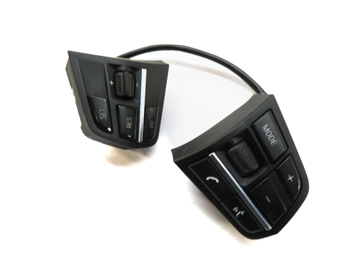 2013 BMW 528i (F10) STEERING WHEEL SWITCH BUTTON SET-2