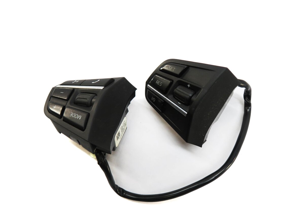 Thumbnail 3: 2013 BMW 528i (F10) STEERING WHEEL SWITCH BUTTON SET-2