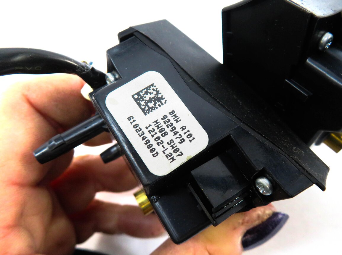 Thumbnail 5: 2013 BMW 528i (F10) STEERING WHEEL SWITCH BUTTON SET-2