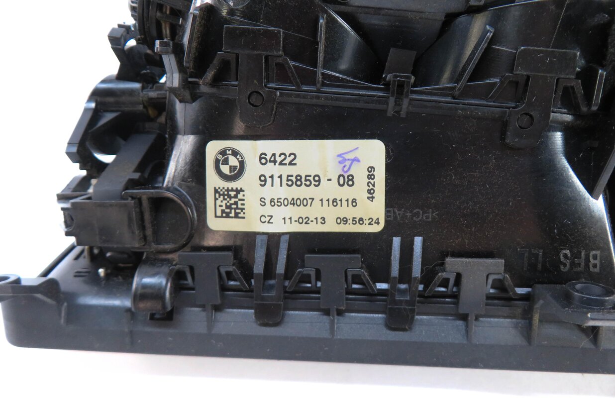 Thumbnail 5: 2013 BMW ACTIVE HYBRID 7 F04 FRONT CENTER DASH HVAC A/C HEATER AIR VENT (BLACK)
