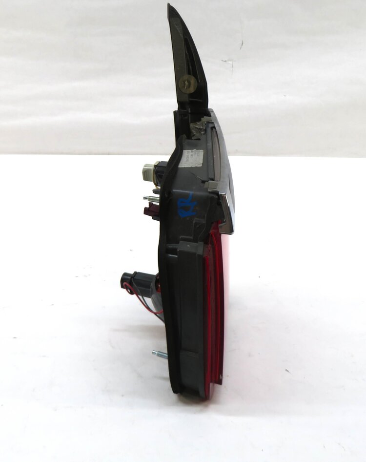 Thumbnail 4: 13-15 BMW 7 SERIES F01 F02 F04 RIGHT PASSENGER INNER TRUNK TAILLIGHT LIGHT LAMP