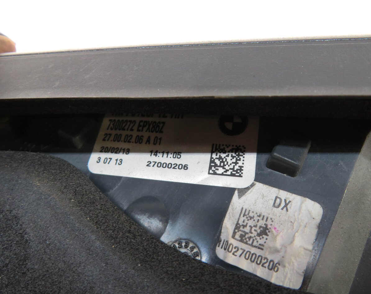 Thumbnail 6: 13-15 BMW 7 SERIES F01 F02 F04 RIGHT PASSENGER INNER TRUNK TAILLIGHT LIGHT LAMP