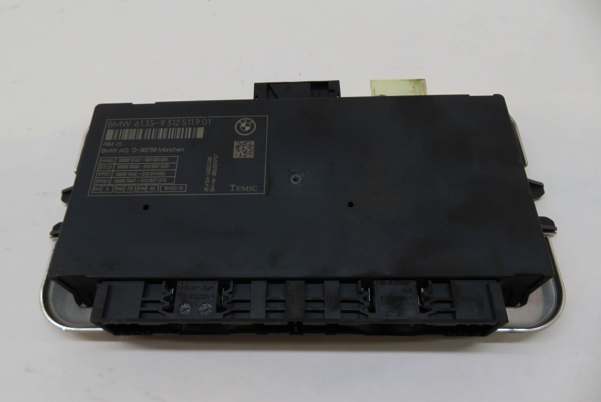 Thumbnail 2: 10-17 BMW 528i 535i 550i 650i 750i M5 X3 X6 - FRMIII BODY LIGHT CONTROL MODULE