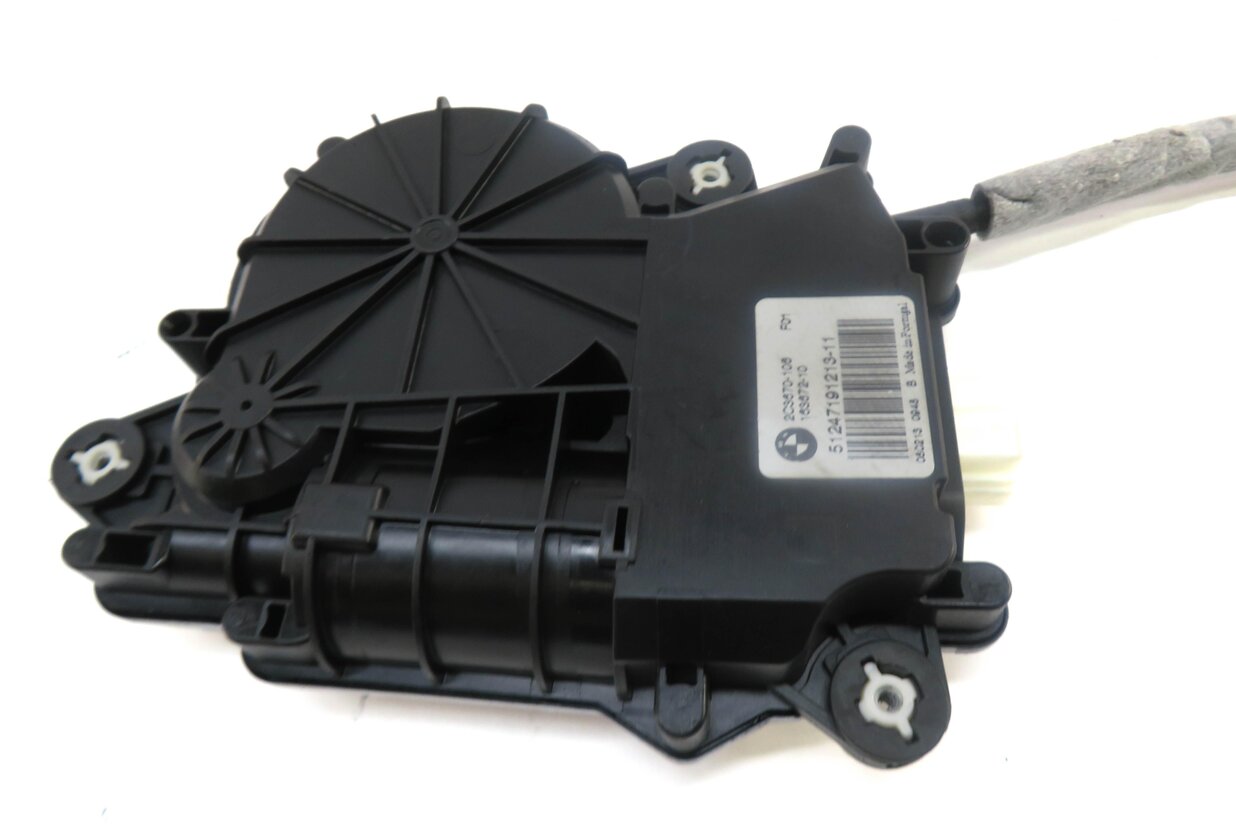 Thumbnail 5: 2013 BMW ACTIVE HYBRID 7 (F04) TRUNK LATCH w/ SOFT CLOSE ACTUATOR MOTOR & CABLE