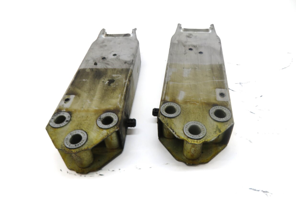 Thumbnail 2: 13 BMW ACTIVE HYBRID 7 F04 FRONT BUMPER LEFT RIGHT REINFORCEMENT BAR BRACKET SET