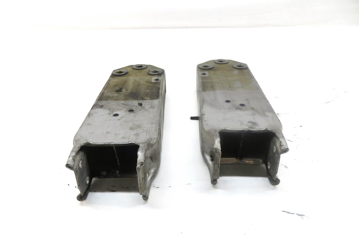 Thumbnail 3: 13 BMW ACTIVE HYBRID 7 F04 FRONT BUMPER LEFT RIGHT REINFORCEMENT BAR BRACKET SET