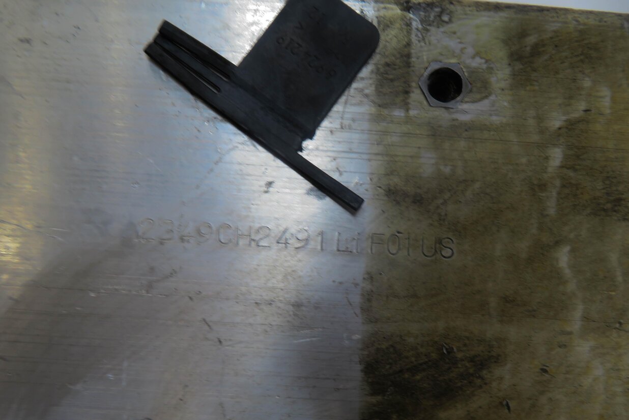 Thumbnail 5: 13 BMW ACTIVE HYBRID 7 F04 FRONT BUMPER LEFT RIGHT REINFORCEMENT BAR BRACKET SET