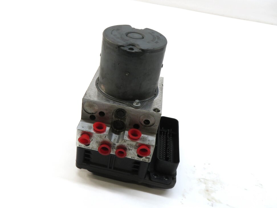 2013 BMW ACTIVE HYBRID 7 (F04) RWD AUTO TRANS ANTI-LOCK ABS BRAKE PUMP & MODULE