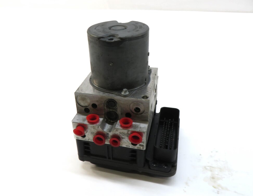 Thumbnail 2: 2013 BMW ACTIVE HYBRID 7 (F04) RWD AUTO TRANS ANTI-LOCK ABS BRAKE PUMP & MODULE