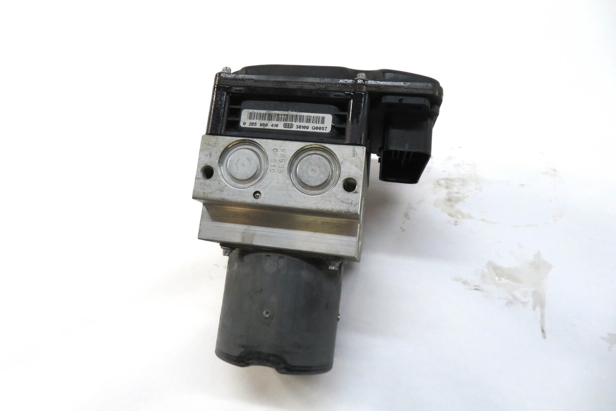 Thumbnail 3: 2013 BMW ACTIVE HYBRID 7 (F04) RWD AUTO TRANS ANTI-LOCK ABS BRAKE PUMP & MODULE