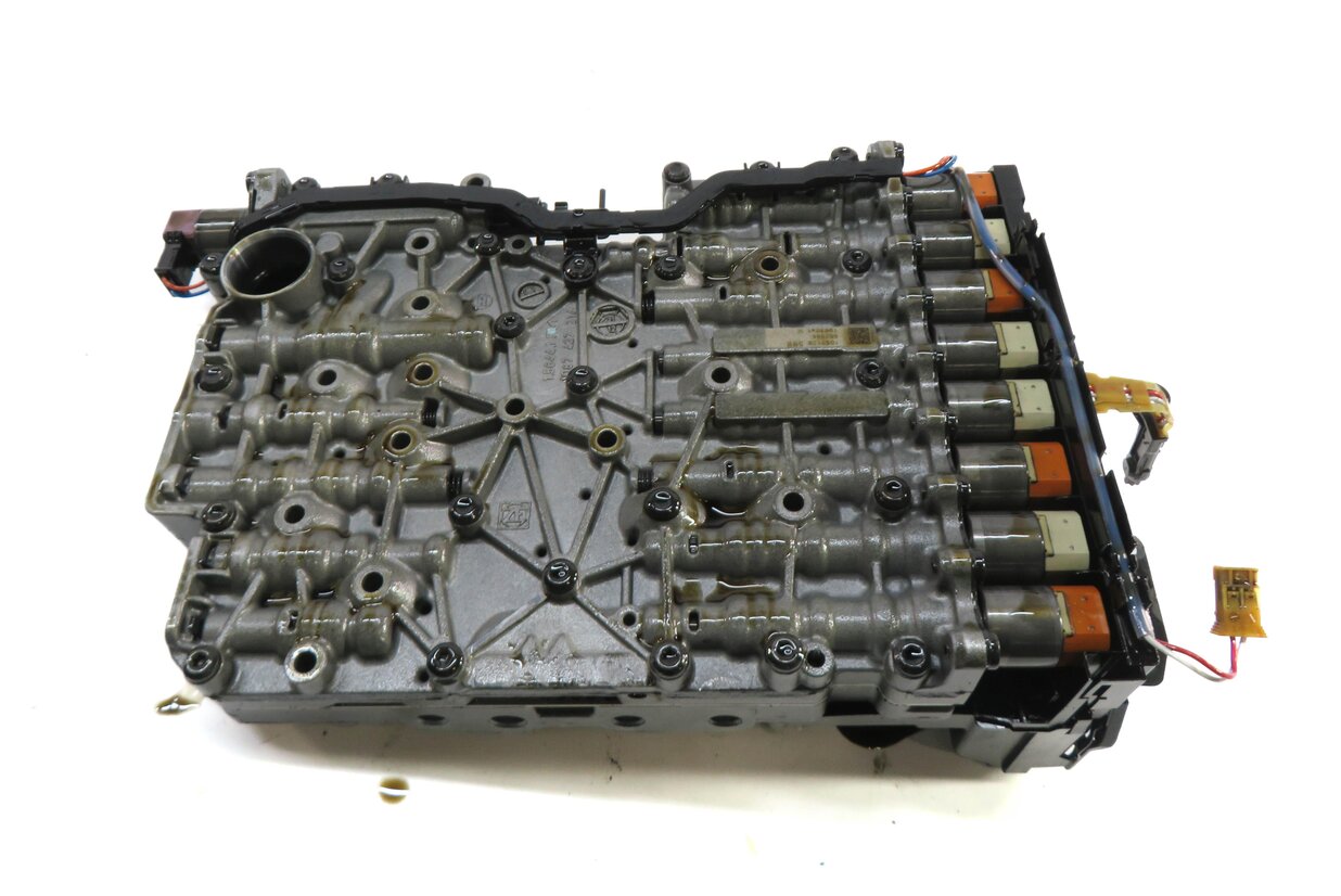 Thumbnail 5: 13-15 ACTIVE 7 HYBRID F01 3.0L N55 HYBRID AUTO TRANS 8 SPEED- VALVE BODY GA8P70H