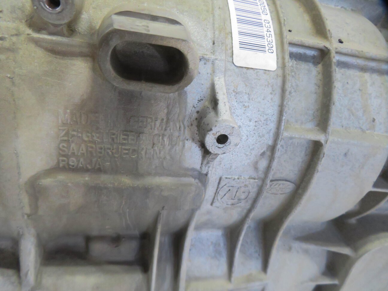 Thumbnail 8: 12-13 RANGE ROVER SPORT (L320 L322) 5.0L SUPERCHARGED AUTO TRANSMISSION ASSEMBLY