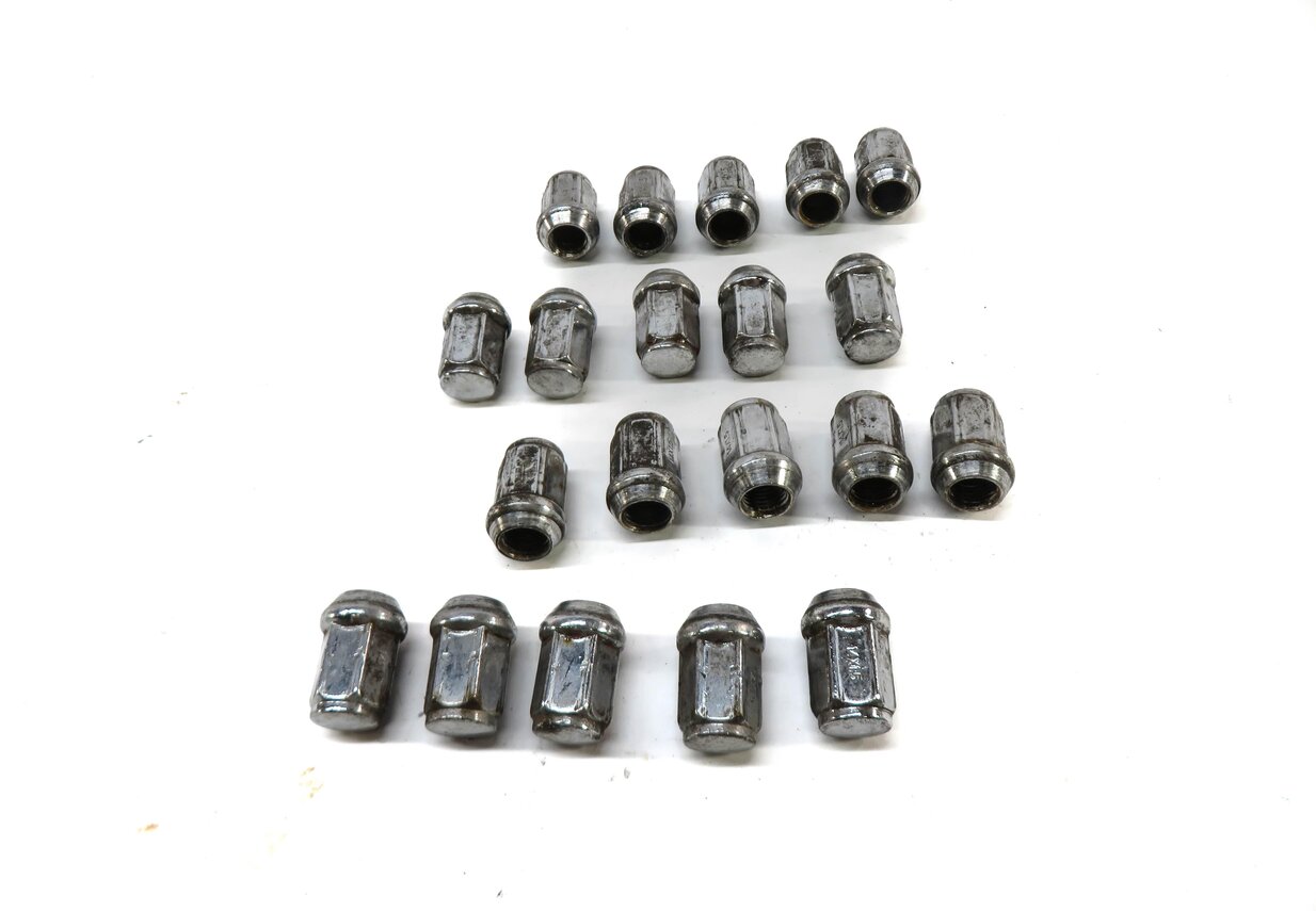 Thumbnail 2: 2005-2018 LR3 LR4 DISCOVERY RANGE ROVER SPORT WHEEL TIRE RIM LUG NUT SET (20)