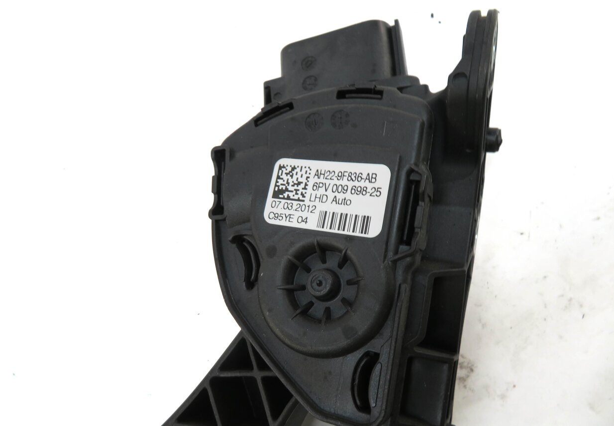 Thumbnail 5: 2012 RANGE ROVER SPORT (L320) THROTTLE GAS PEDAL (BLACK) AH22-9F836-AB