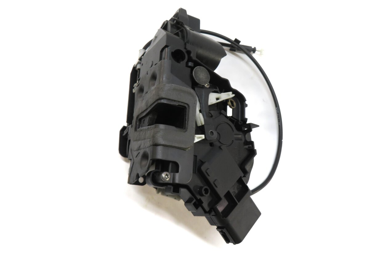 Thumbnail 3: 2010-2019 EVOQUE LR4 / RANGE ROVER SPORT (L320) LEFT FRONT PASSIVE DOOR LATCH