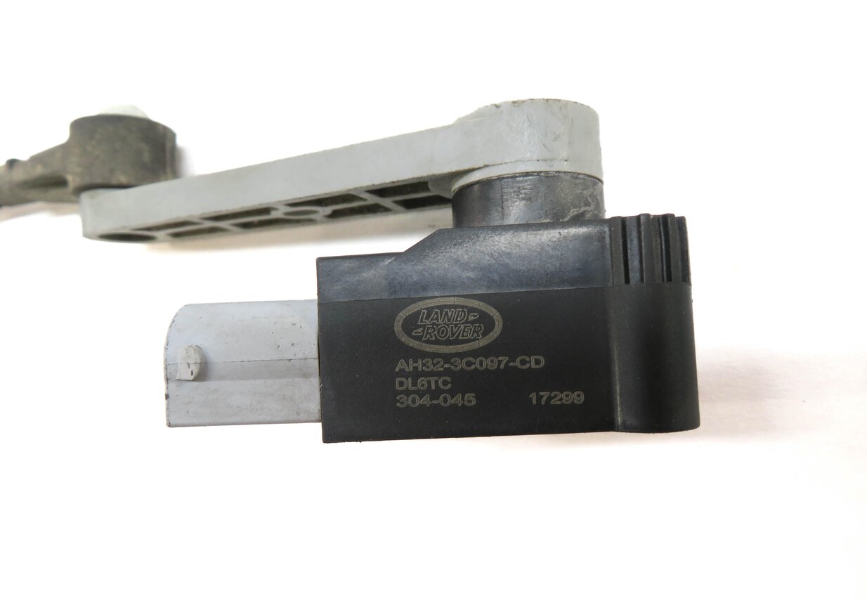 Thumbnail 5: 2012 RANGE ROVER SPORT L320 FRONT RIGHT PASSENGER SUSPENSION HEIGHT LEVEL SENSOR