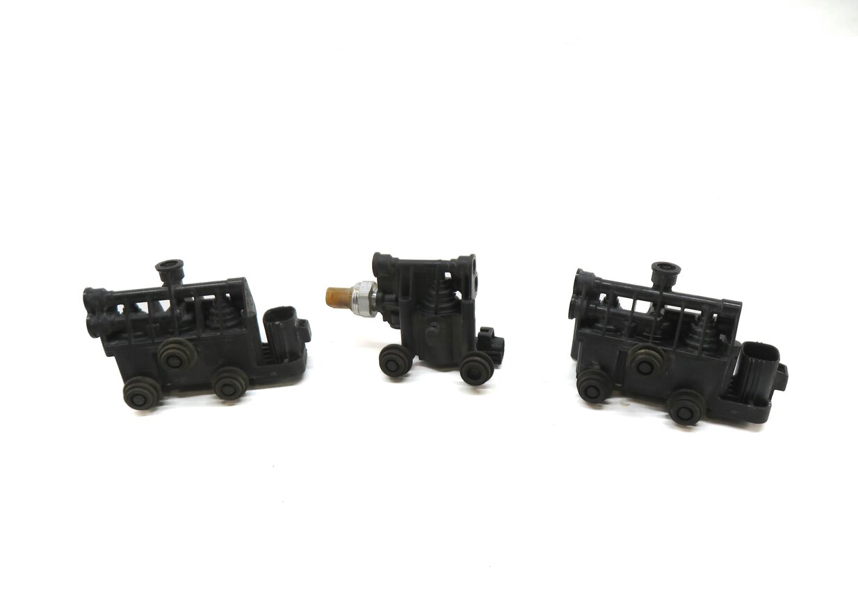Thumbnail 2: 2012 RANGE ROVER SPORT (L320) AIR SUSPENSION TRANSFER RELIEF VALVE SET/3