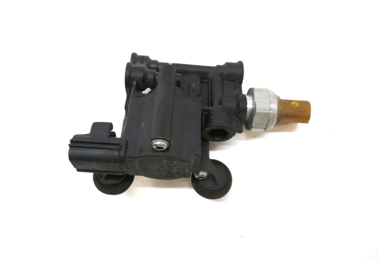 Thumbnail 5: 2012 RANGE ROVER SPORT (L320) AIR SUSPENSION TRANSFER RELIEF VALVE SET/3