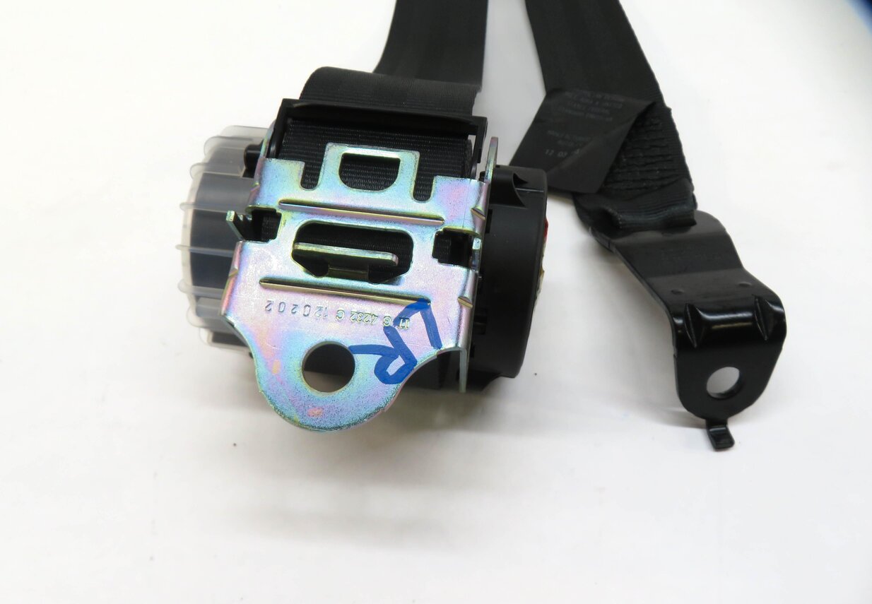 Thumbnail 9: 2012 RANGE ROVER SPORT (L320) REAR 2ND ROW LEFT SEATBELT RETRACTOR (BLACK)