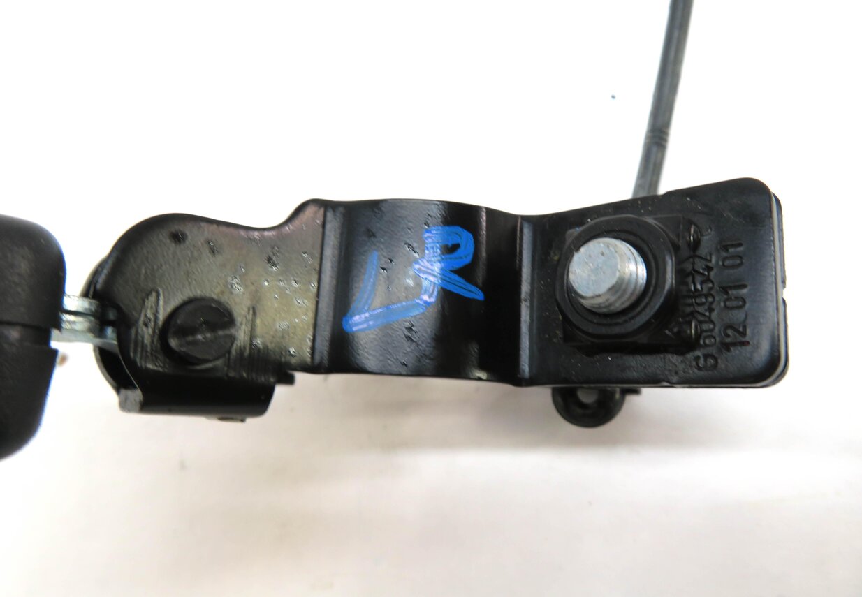 Thumbnail 4: 2012 RANGE ROVER SPORT (L320) REAR 2ND ROW LEFT SEATBELT BUCKLE RECEIVER BLACK