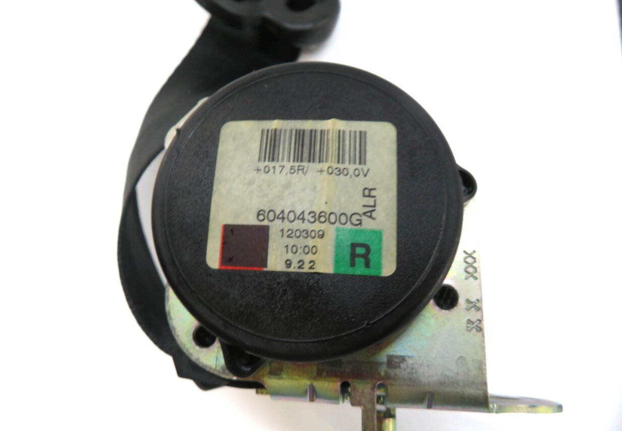 Thumbnail 5: 2012 RANGE ROVER SPORT (L320) REAR 2ND ROW RIGHT SEATBELT RETRACTOR (BLACK)