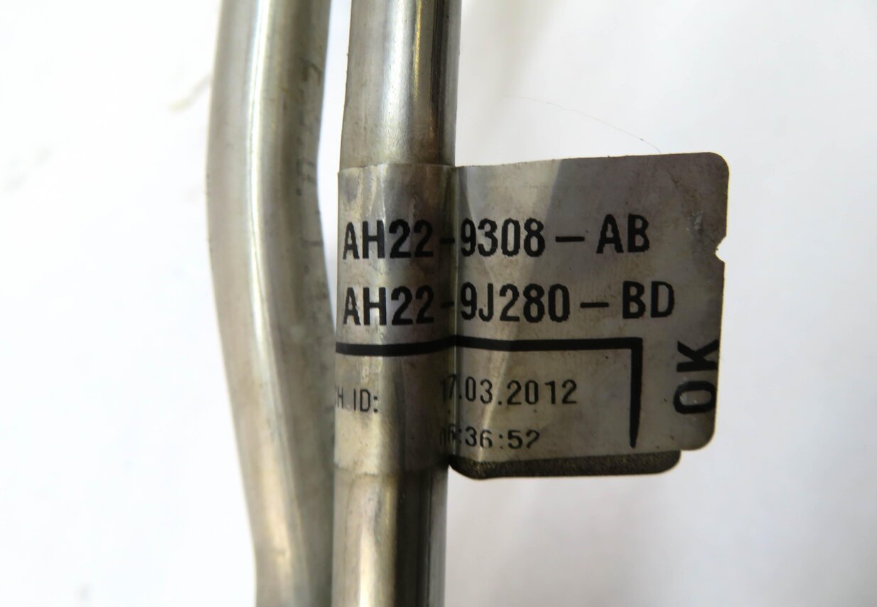 Thumbnail 5: 2012 RANGE ROVER SPORT (L320) FUEL FEED VAPOR LINES w/ SENSOR AH22-9308-AB